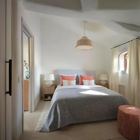 Luxury Waterfront Penthouse In 切尔沃港